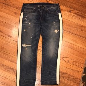True religion men’s ripped jeans with with stripe!